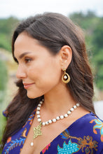 Load image into Gallery viewer, Gold Pear Drop Pearl Earrings