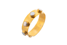 Load image into Gallery viewer, Keshi Pearl Cuff